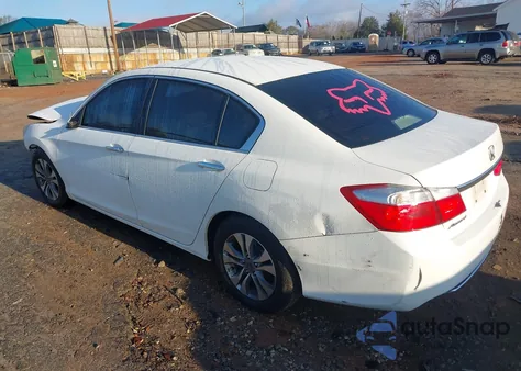2015 Honda Accord Lx z USA, uszkodzony, nr VIN 1HGCR2F31FA089579